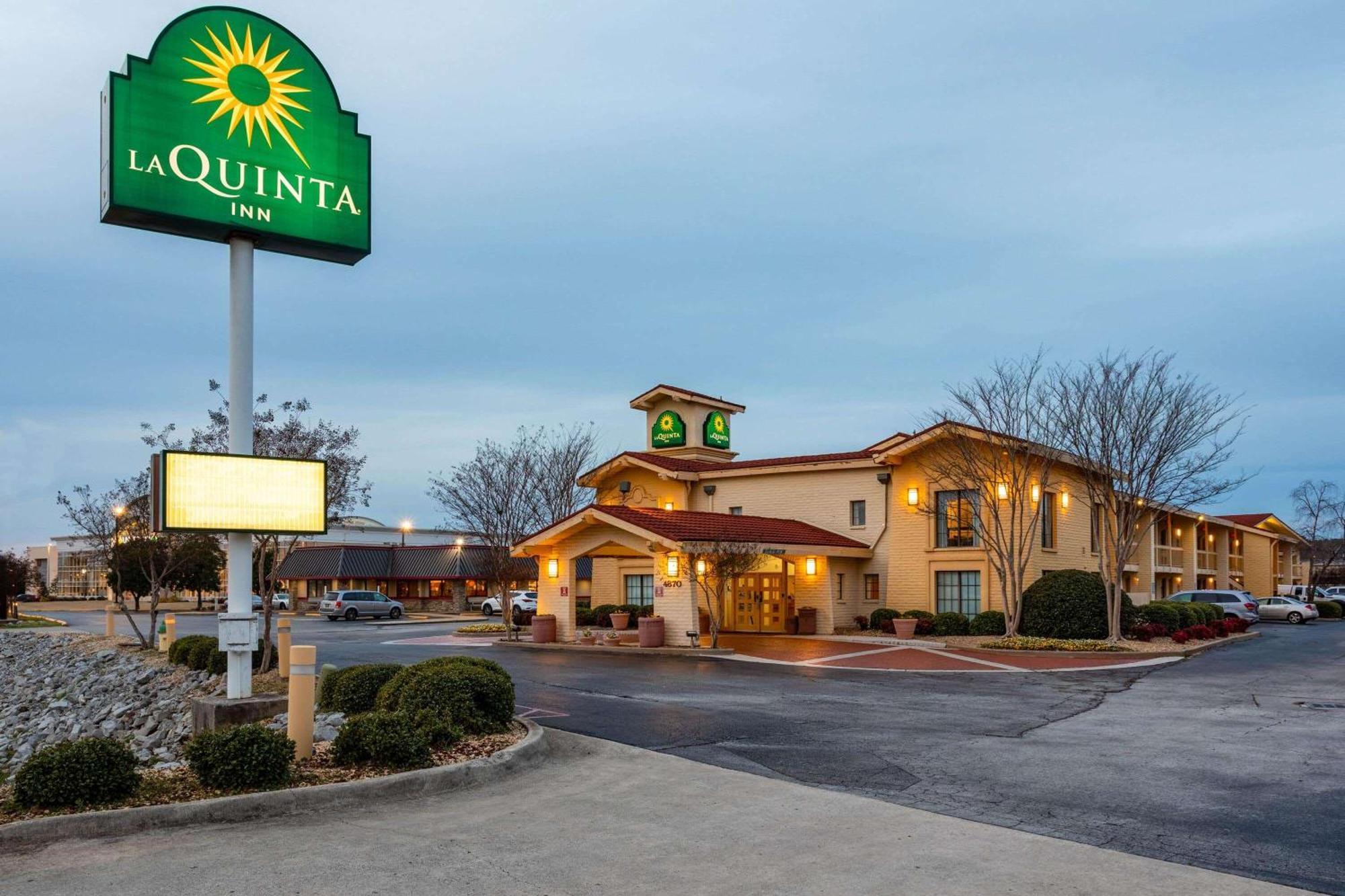 La Quinta Inn By Wyndham Huntsville Research Park Exterior foto